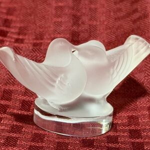 LALIQUE France Two Love Birds Kissing Crystal Miniature 3" Figurine Signed